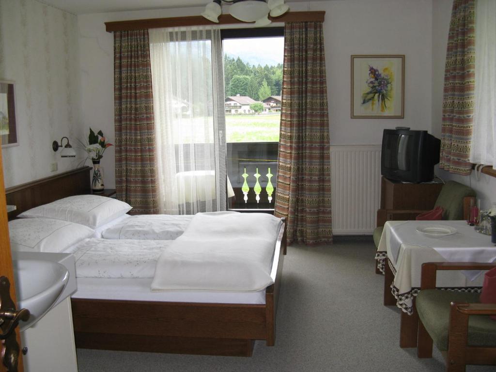 Hotel Pension Schlömmer Sankt Gilgen Zimmer foto