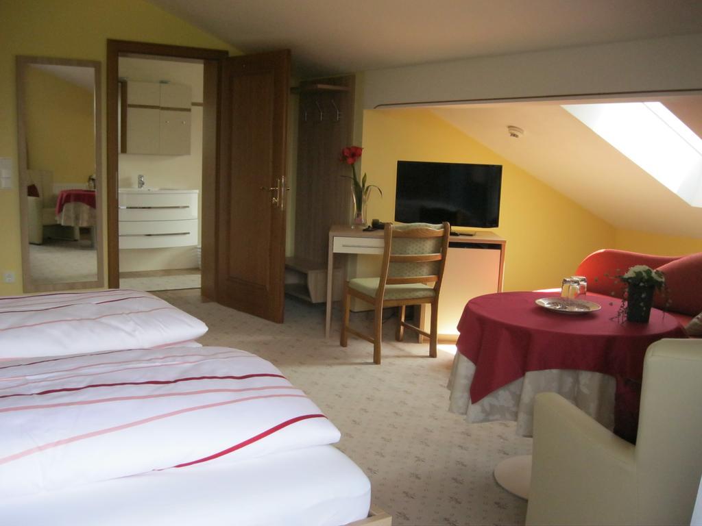 Hotel Pension Schlömmer Sankt Gilgen Zimmer foto