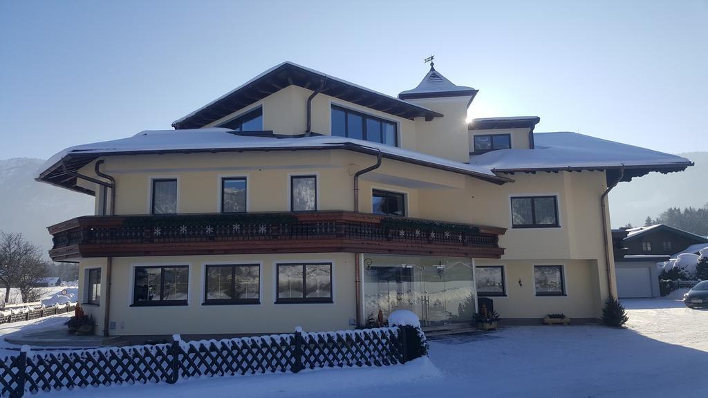 Hotel Pension Schlömmer Sankt Gilgen Exterior foto